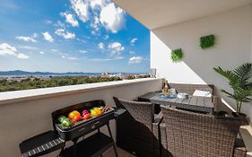 Stella Maris 2Bdr, Balcony, Sea View, Garage, Bbq
